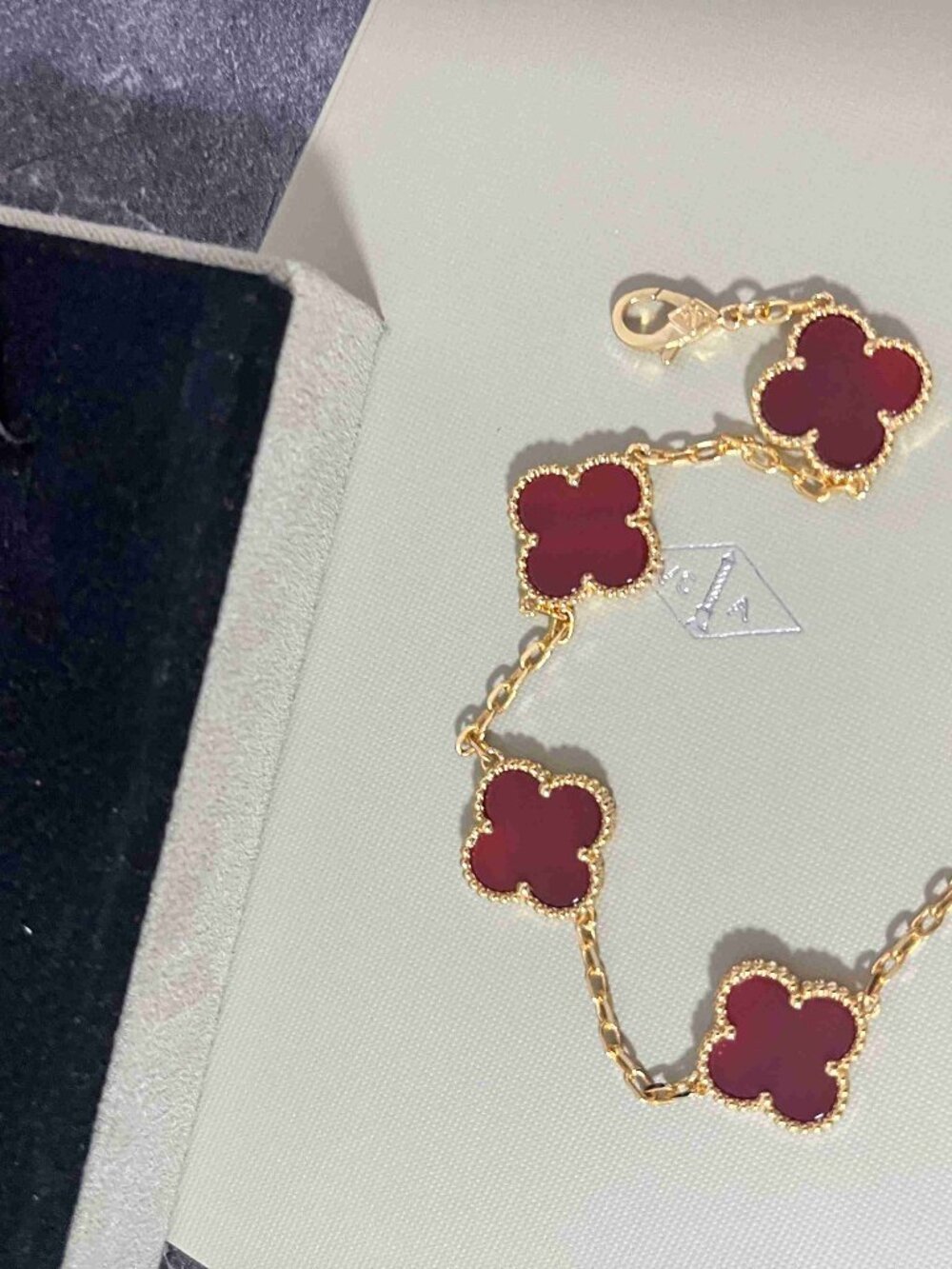 AUTHENTIC VAN CLEEF & ARPELS bracelet